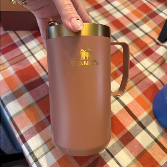 Stanley Mauve Camp Mug - Picture 2 of 4